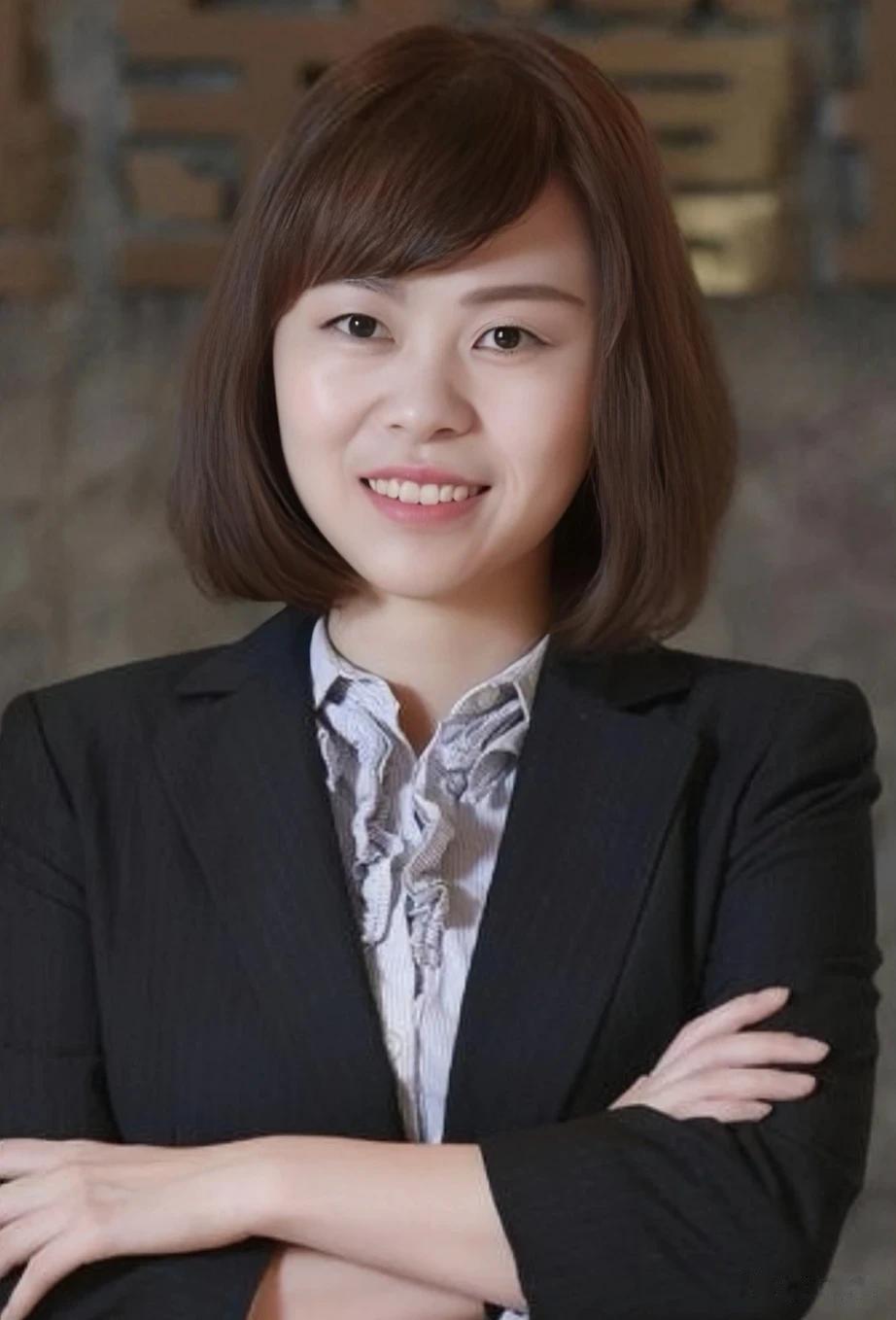 业界知名基金经理葛兰，10年巨亏234亿跑路了！

一年平均亏掉23亿，这个数字