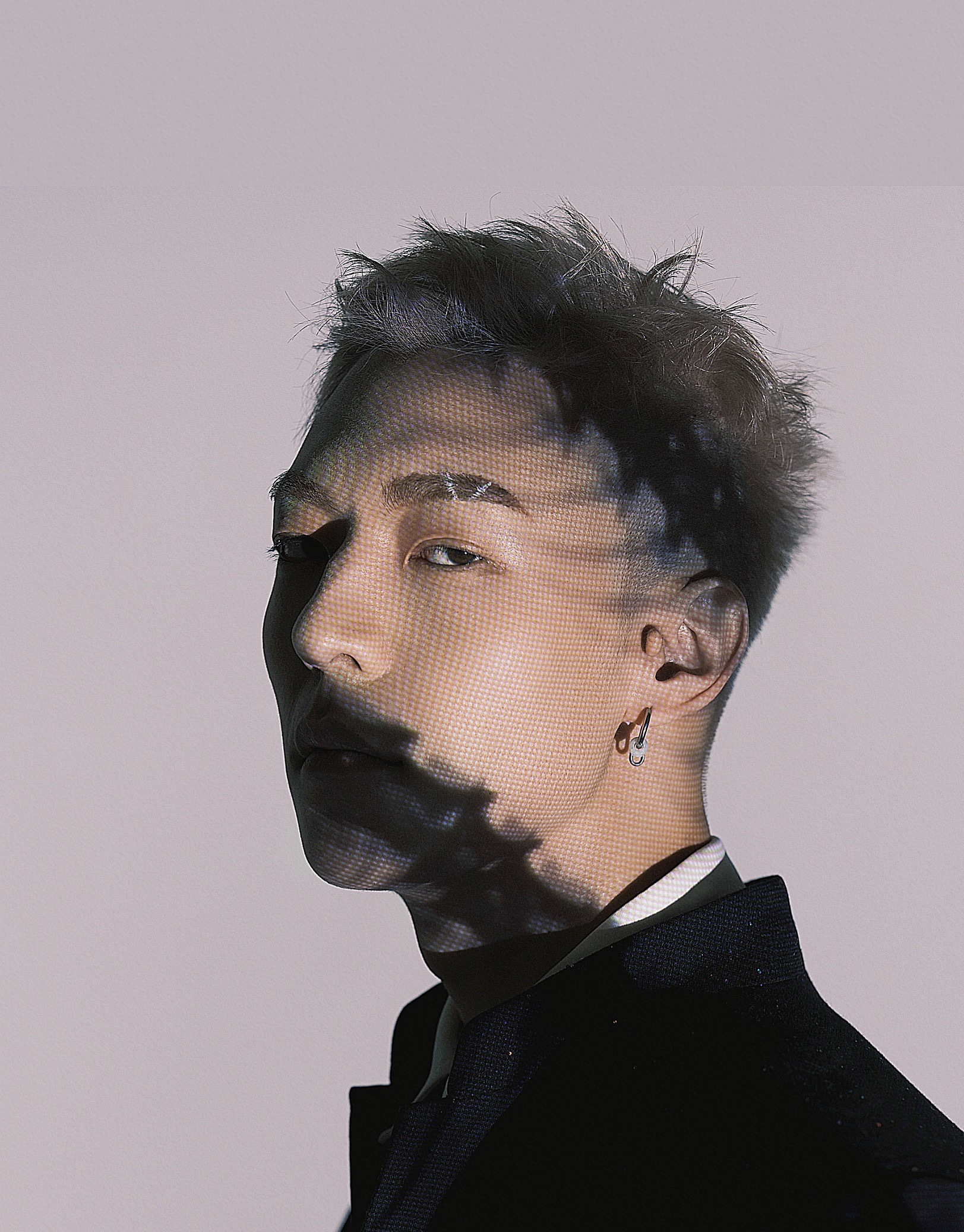 卜凡团播有谁去看卜凡团播首秀了谁敢相信团播给他制定的妆造挺符合他的五官😎但滤镜