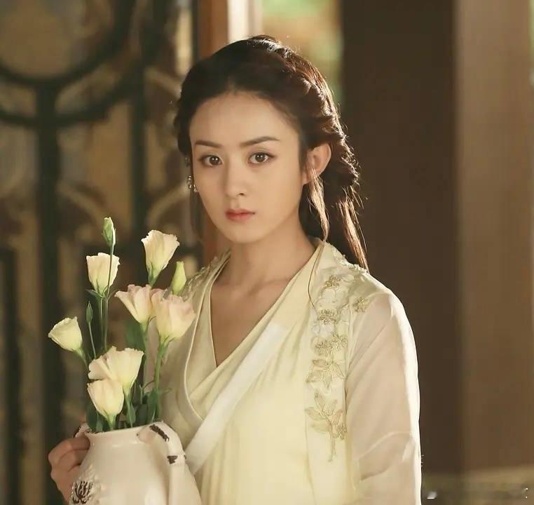 冰湖重生 楚乔传 赵丽颖版还是太经典了！黄杨钿甜版楚乔，外形气质也太不搭了。演员