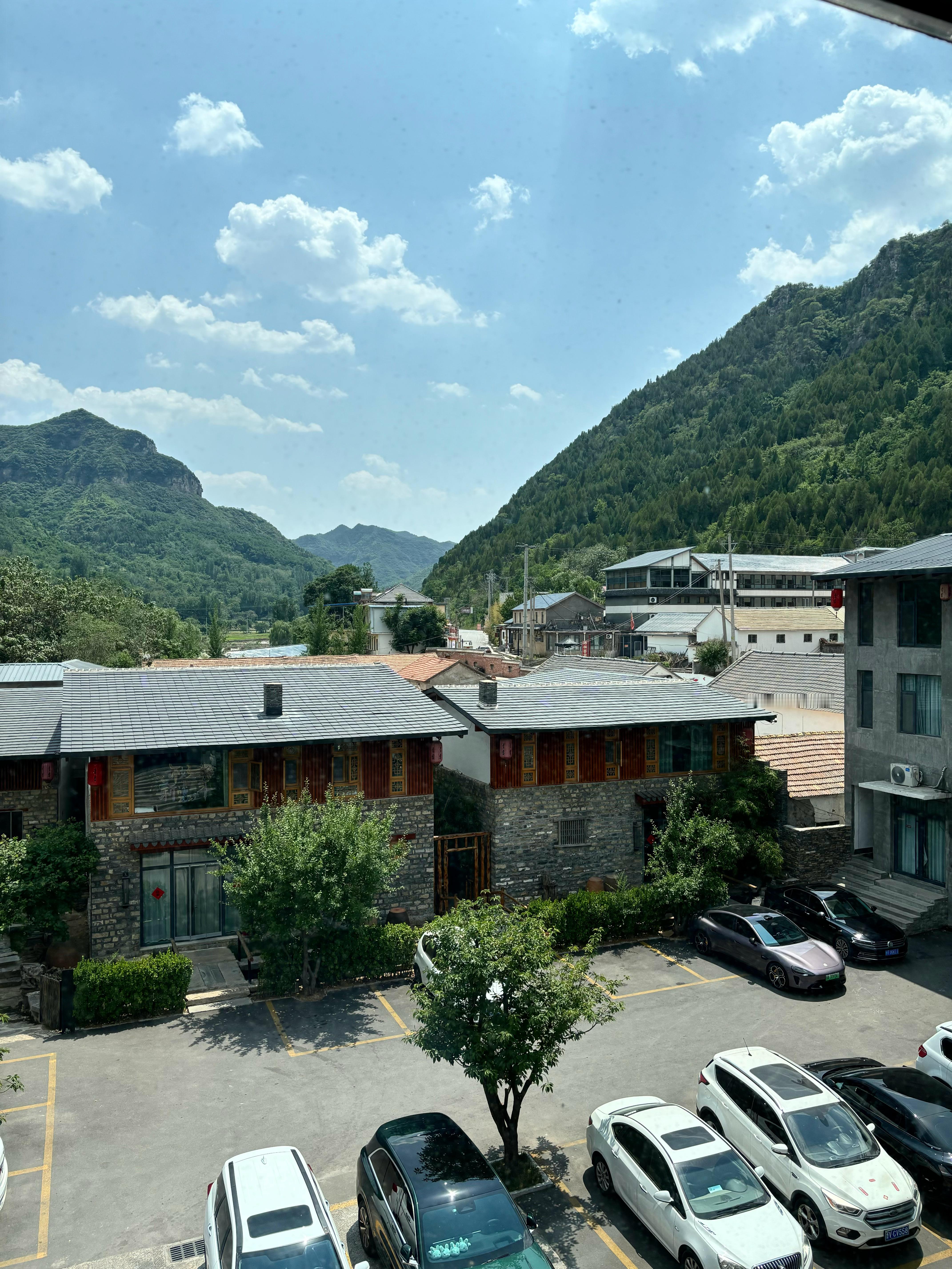 青州真是个宝藏城市，有各种古城古村落，还有很多山。这小风景，嘎嘎的。[酷]  ​