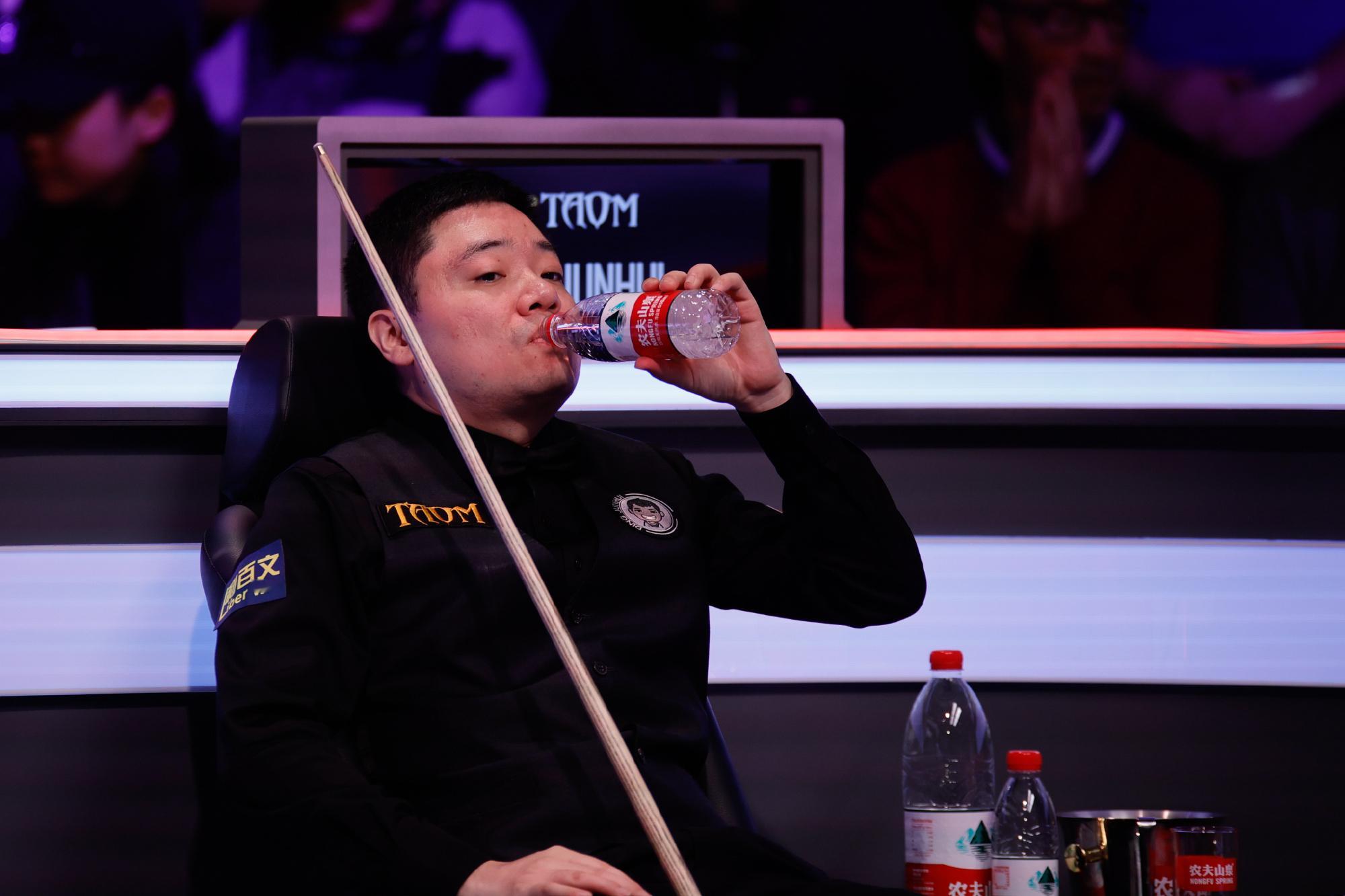 2025英锦赛16进8比赛中，丁俊晖鏖战11局，最终6-5战胜唐纳森，终结6年魔