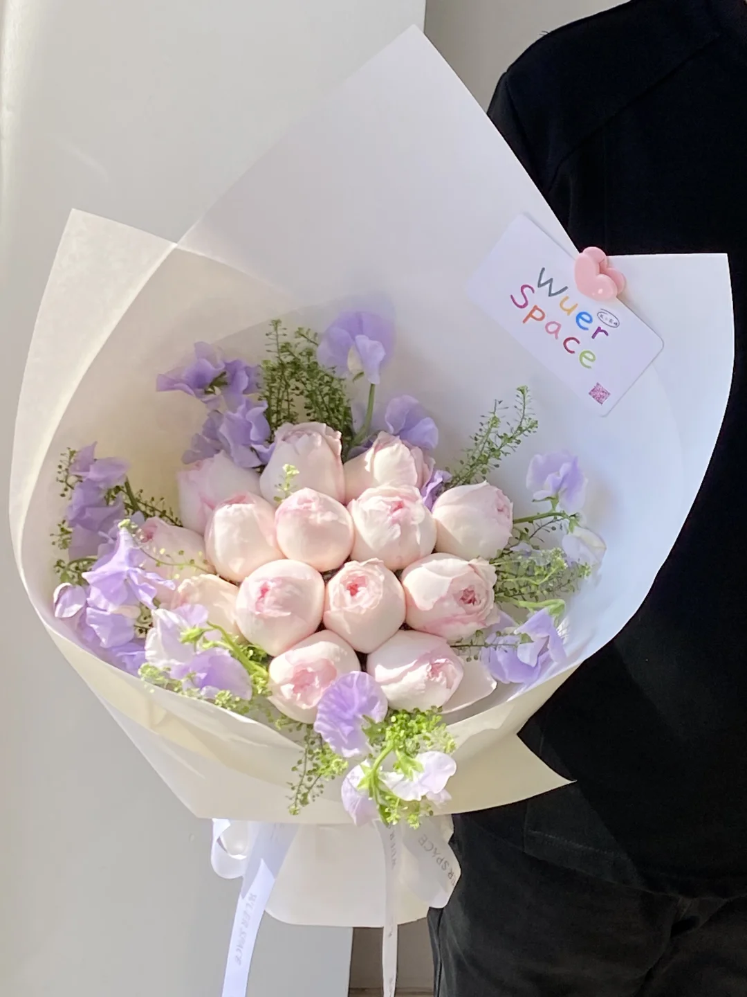 可爱瓷玫瑰| 送闺蜜的女神节花束，温柔又高