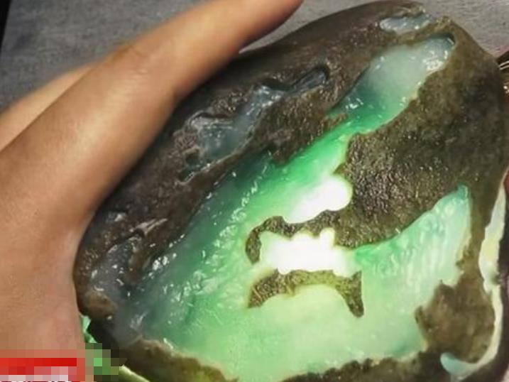 【赌石风波】368888元的教训：理性投资，你准备好了吗？

近日，林女士在社交