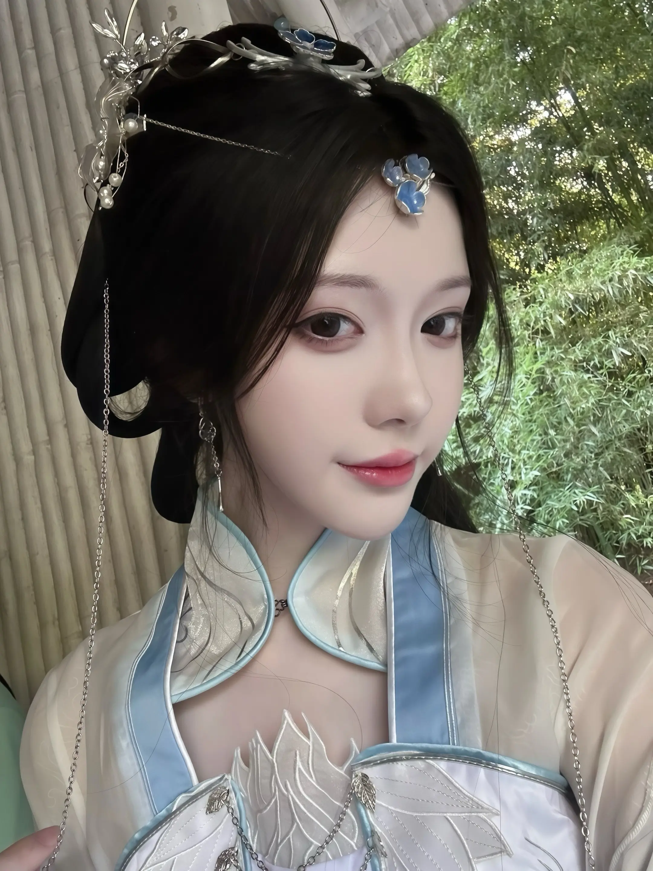 “小女子代替夫君管理云天宗”