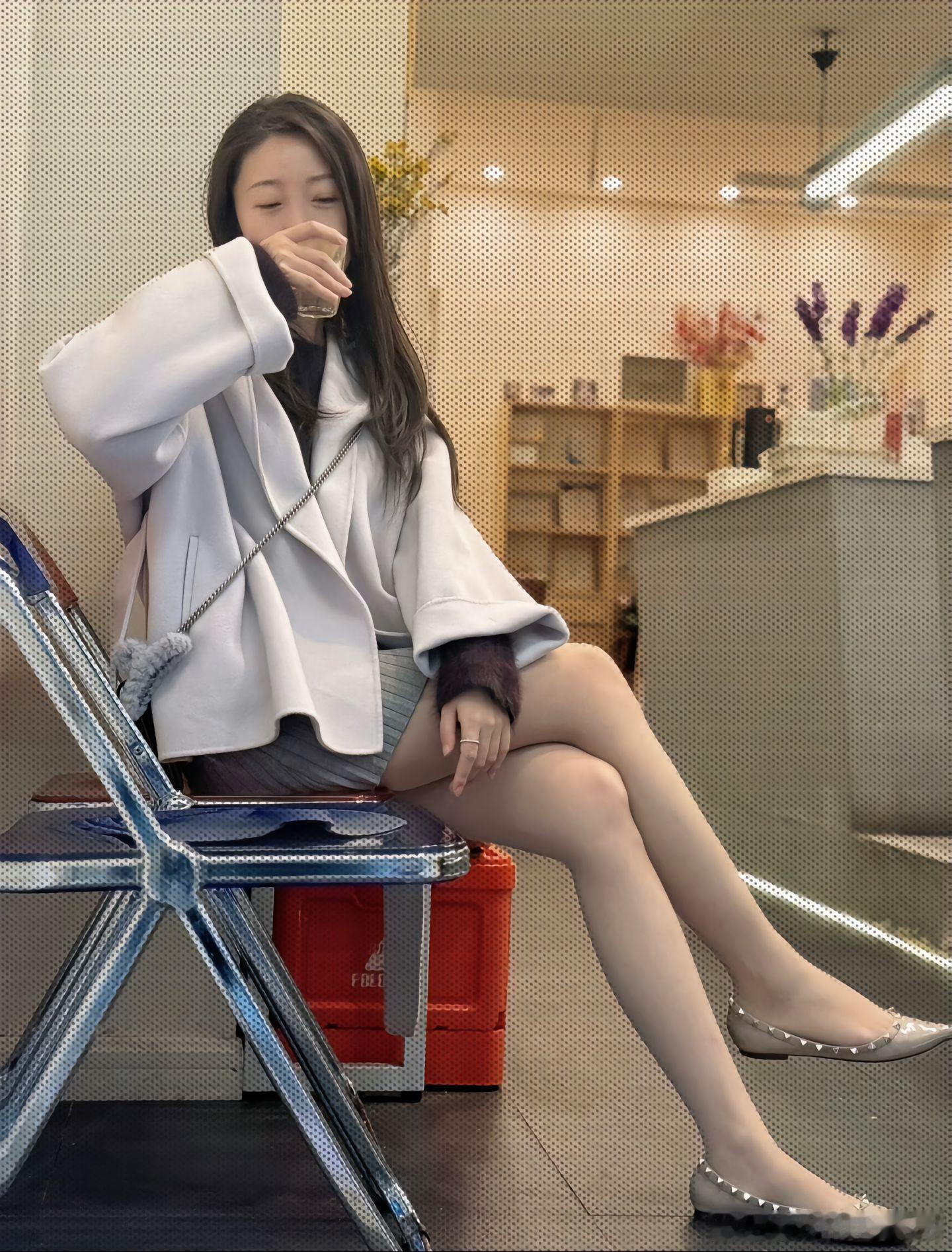 肉丝平底鞋，好喜欢这种感觉~ ​​​