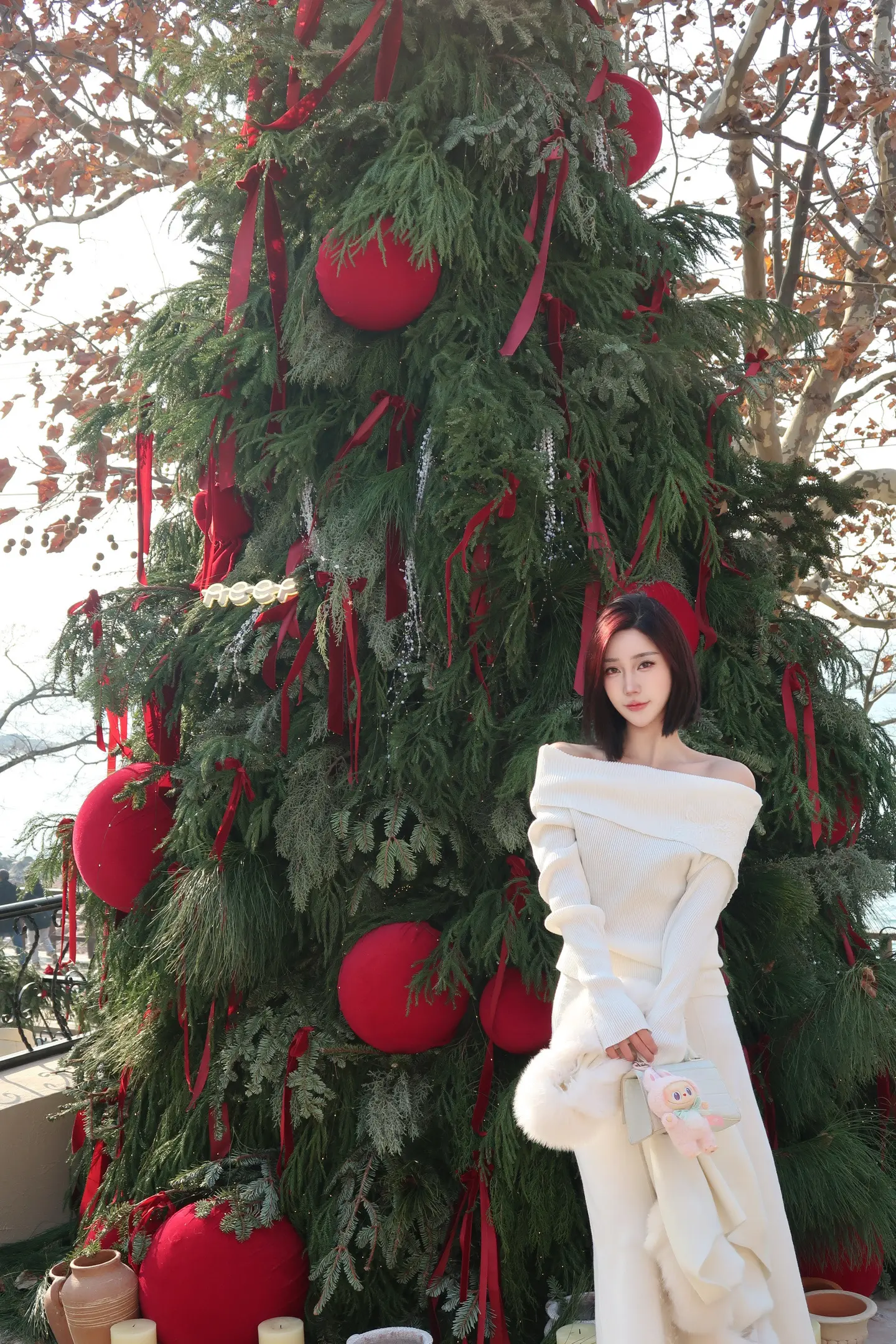 “开心的事 在年终总结 不开心的 在年终了结”