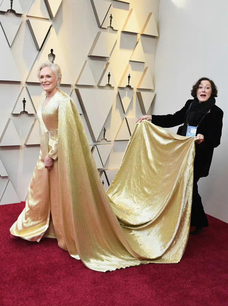 Glenn Close 荣获奥斯卡终身成就奖，颁奖典礼11月5号举行，恭喜！ 