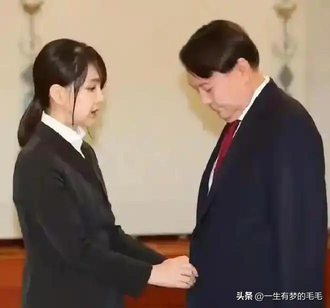 3月29日韩媒消息，韩国权昌永二次综合特别检察组已正式接手“三大特检”遗留案，主