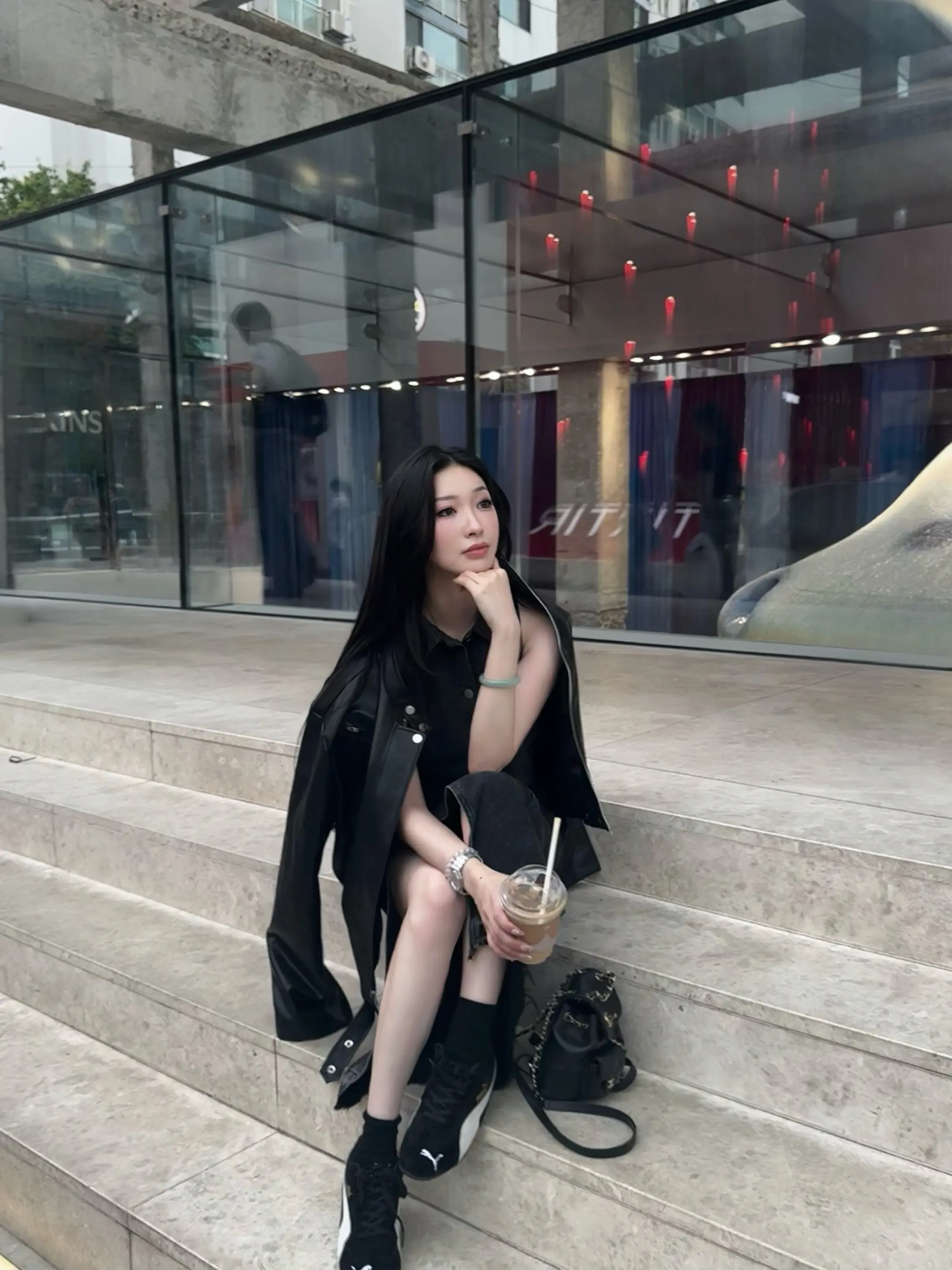 幸福的秘诀是 拥有苹果时 只在意苹果