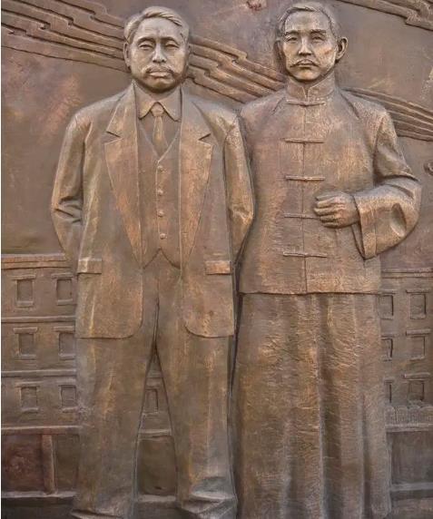 南京代理大元帅黄兴，曾一度邀请胡汉民来南京主持一切

1、1912年12月2号，