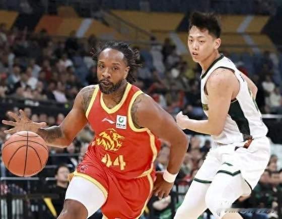 广夏90-84，赵继伟、鄢手骐、克里斯缺席，球迷发言可以接受