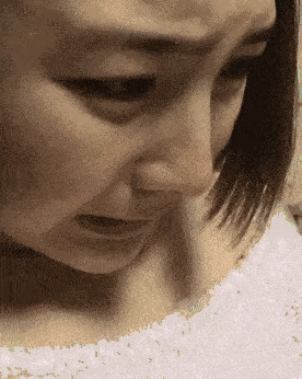 小姐姐算了吧，打游戏而已啊！打不过就不要打啊，哭什么呢？