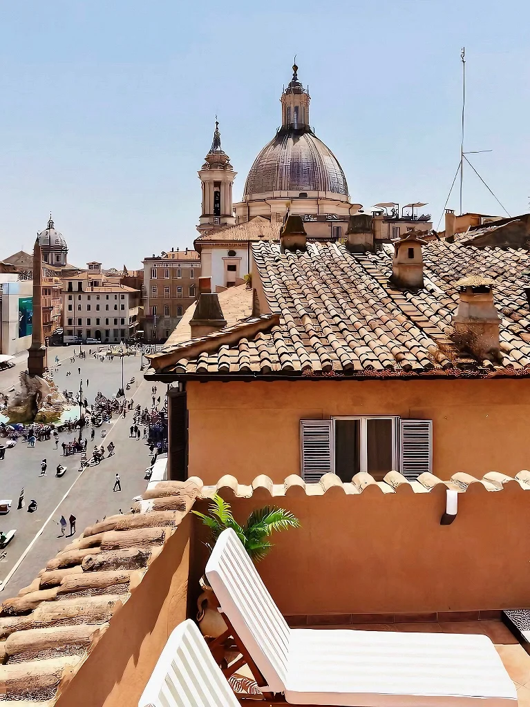 意大利⛱️被罗马绝美广场的露台民宿拿捏了！