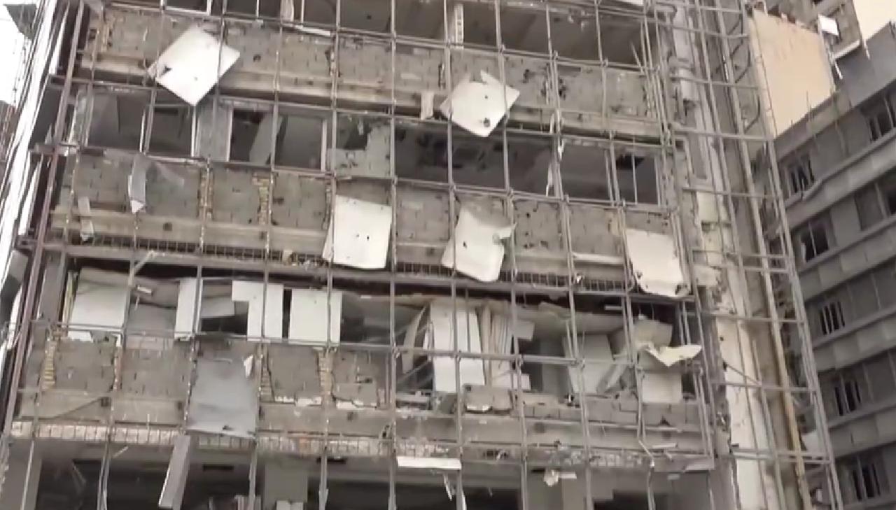 伊朗7处医院遭美以打击，甘地医院现场画面曝光，损毁程度触目惊心
当地时间3月1日