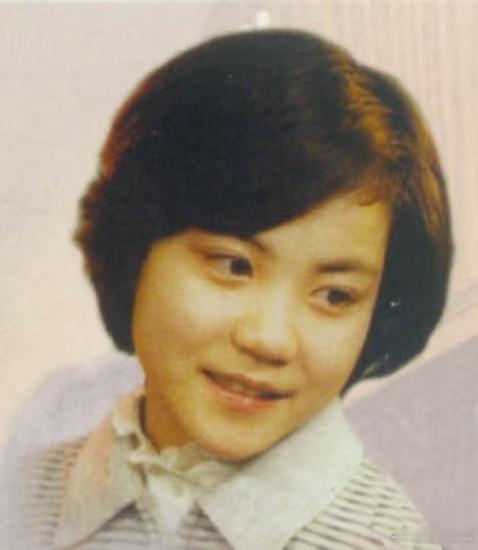 王菲：16到18岁原北京市第二女子中学！ 