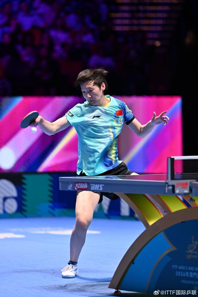 王曼昱攻削大战力克桥本帆乃香，晋级世界杯4强
 
4月4日晚，2026澳门乒乓球