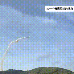 近日，蛙岛首款自研卫星运载火箭在屏东九鹏基地首飞失败。火箭升空后初期轨道突发严重