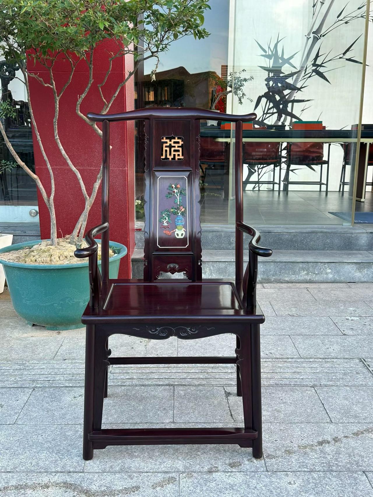 高成本却无利润可言的一种高端木材，如今的市场真的太难了。
印度小叶紫檀，一种市场