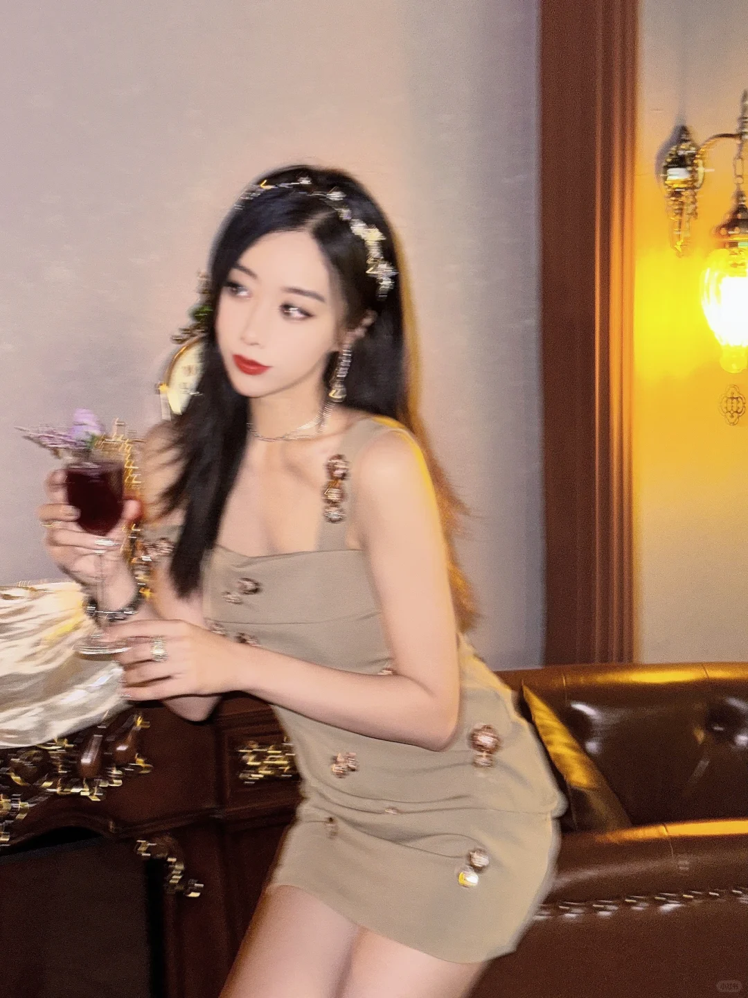 🥂生活之所以有趣，是情绪自由