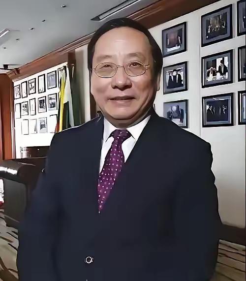高志凯说，大家千万不要慌，即便是2300万台湾人，都不想接受统一，统一也会来到你