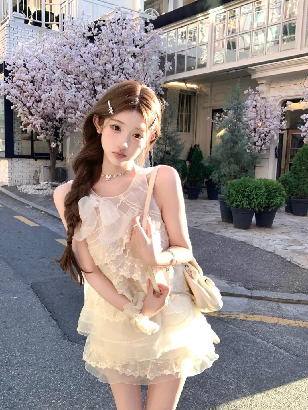 🌸‧₊˚ꕤ 𝐒𝐚𝐤𝐮𝐫𝐚 ₊樱花树下站谁都美
首尔的樱花季太好拍了