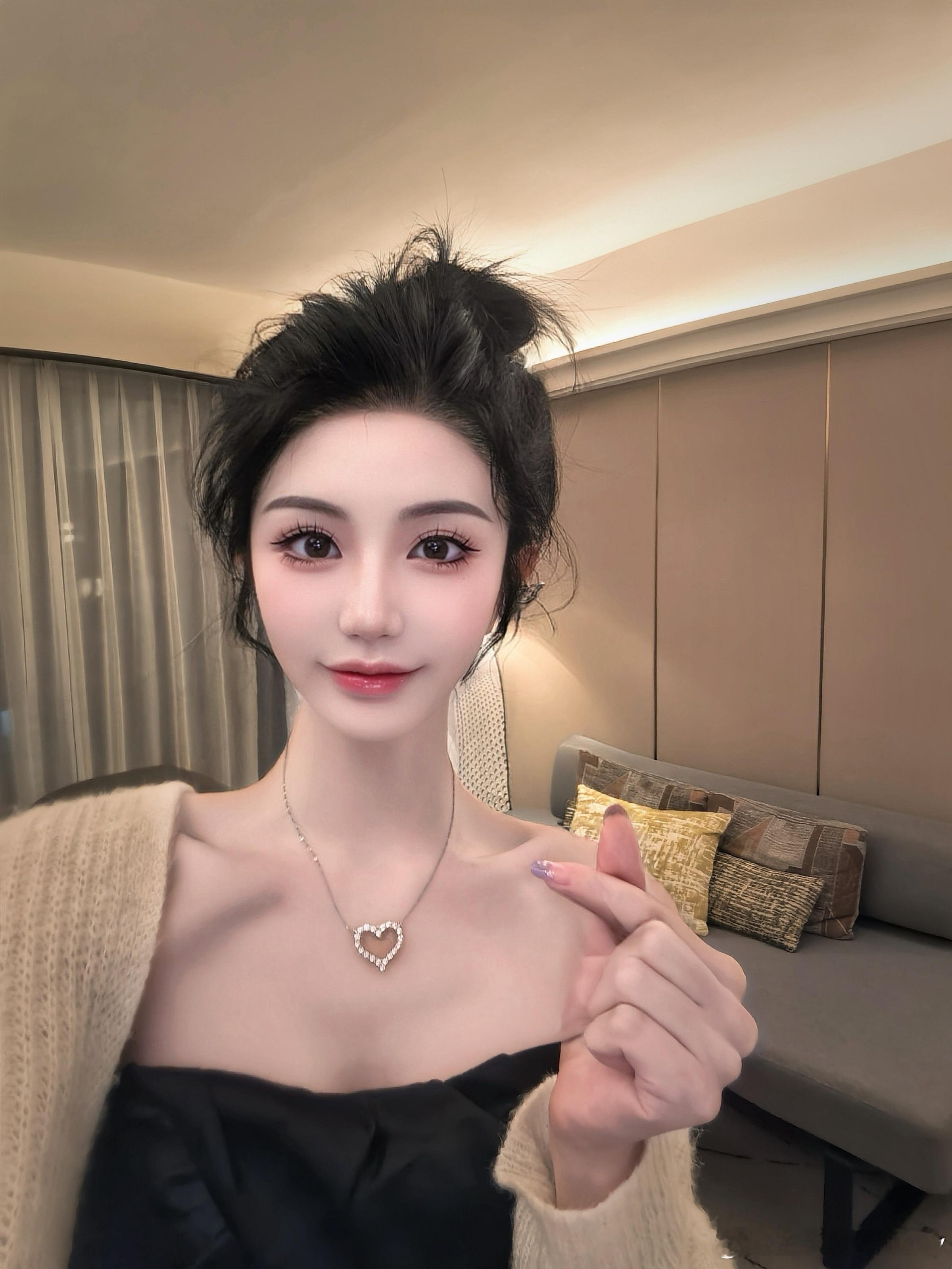 被爱就是 在人生这个巨大的游乐场里 他希望你玩的开心～  ​​​