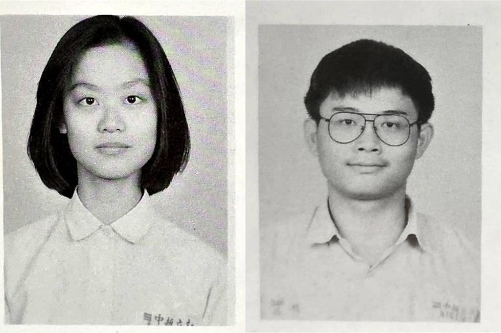 年轻时还是颇有几分姿色！吴思瑶晒与赖瑞隆高中旧照喊同学加油！高雄市长初选民调开跑