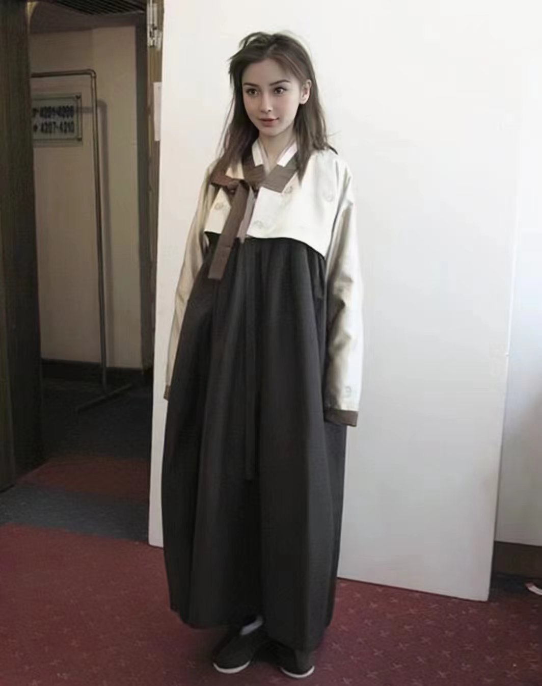 angelababy angelababy 你是我荒芜心田里的一抹月光，温柔了每