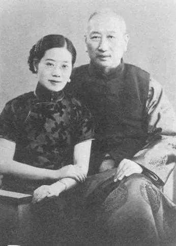 1900年，连生两女的朱环佩再次怀孕，丈夫：“再生女儿我就纳妾！”谁料，生下来还