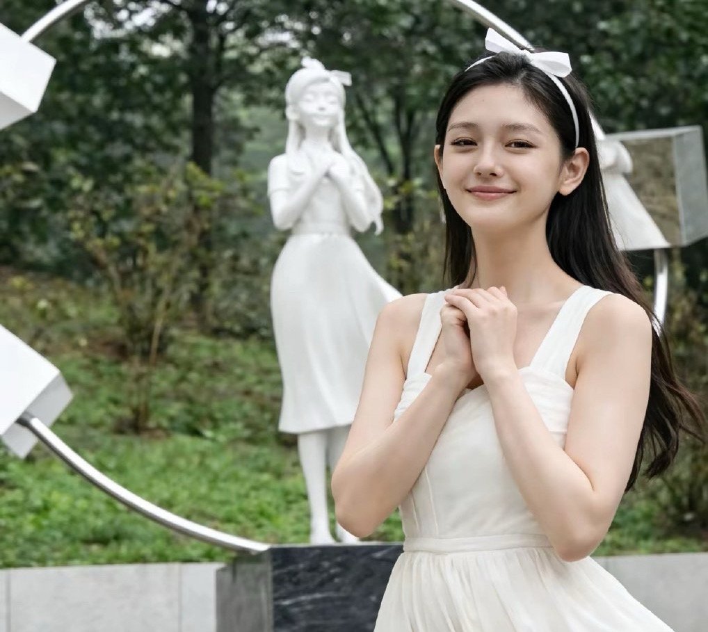 世界上最像大S的女孩子，就是小玥儿了啊！ 