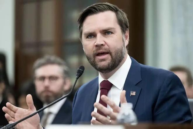 霍尔木兹突发！刚刚，美伊谈判，重大宣布。

说真的，这个消息一出来，不光是外交圈