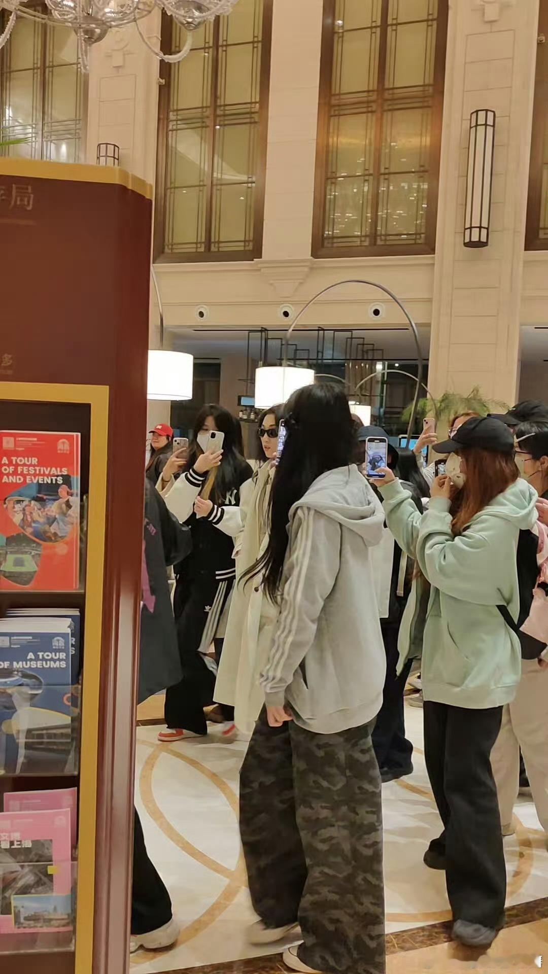 Yamy中国新说唱路透对味儿了 从路透就能感受到Yamy的独特气场。作为少有的跨