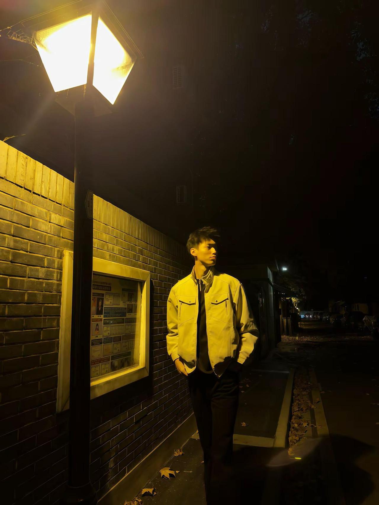 你骂我的话不如我的下颚线锋利。南京 下颚线