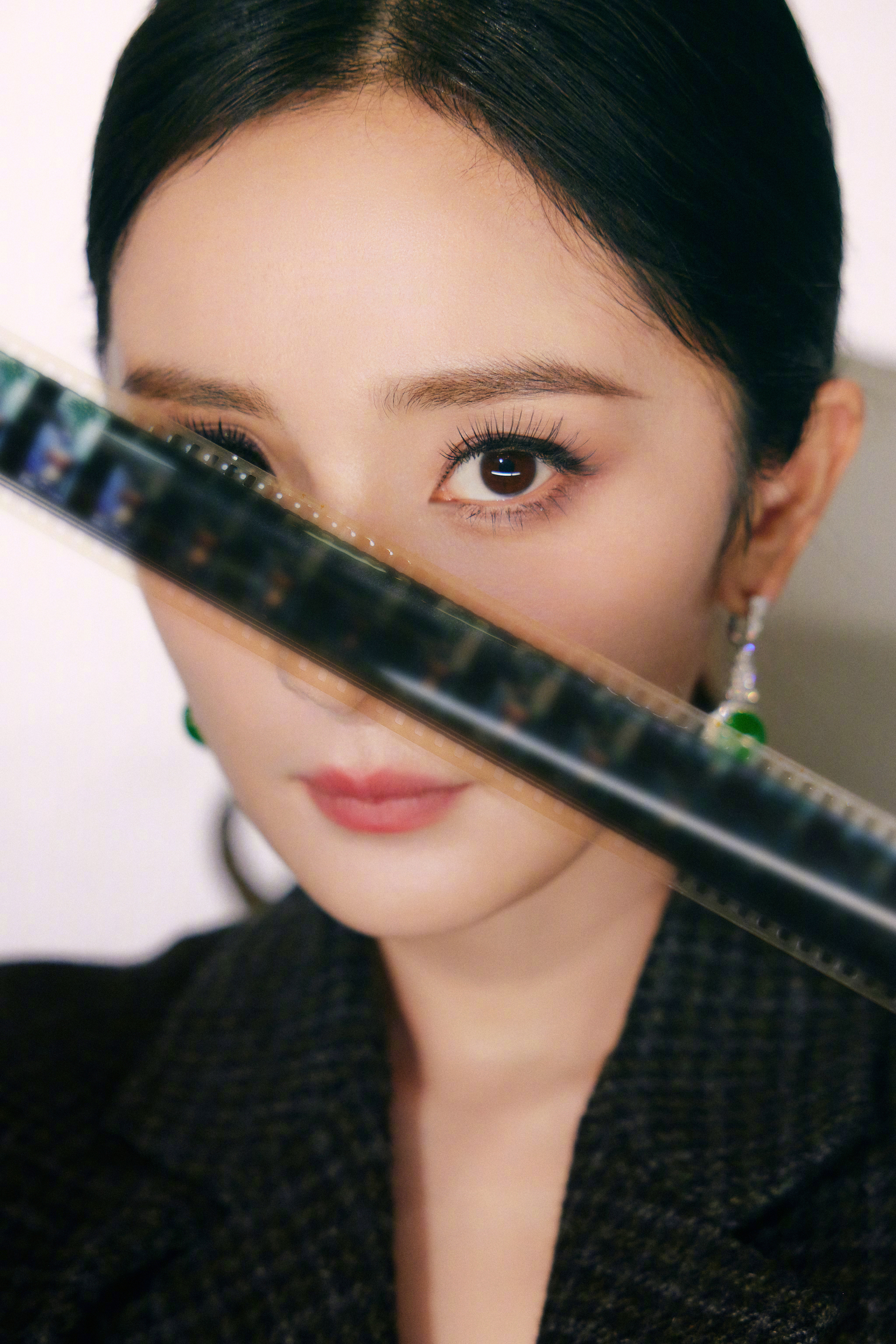 杨幂 大长腿太抢眼#杨幂刘诗诗又坐一起# #诗幂 金角银角# #杨幂翡翠# ​​