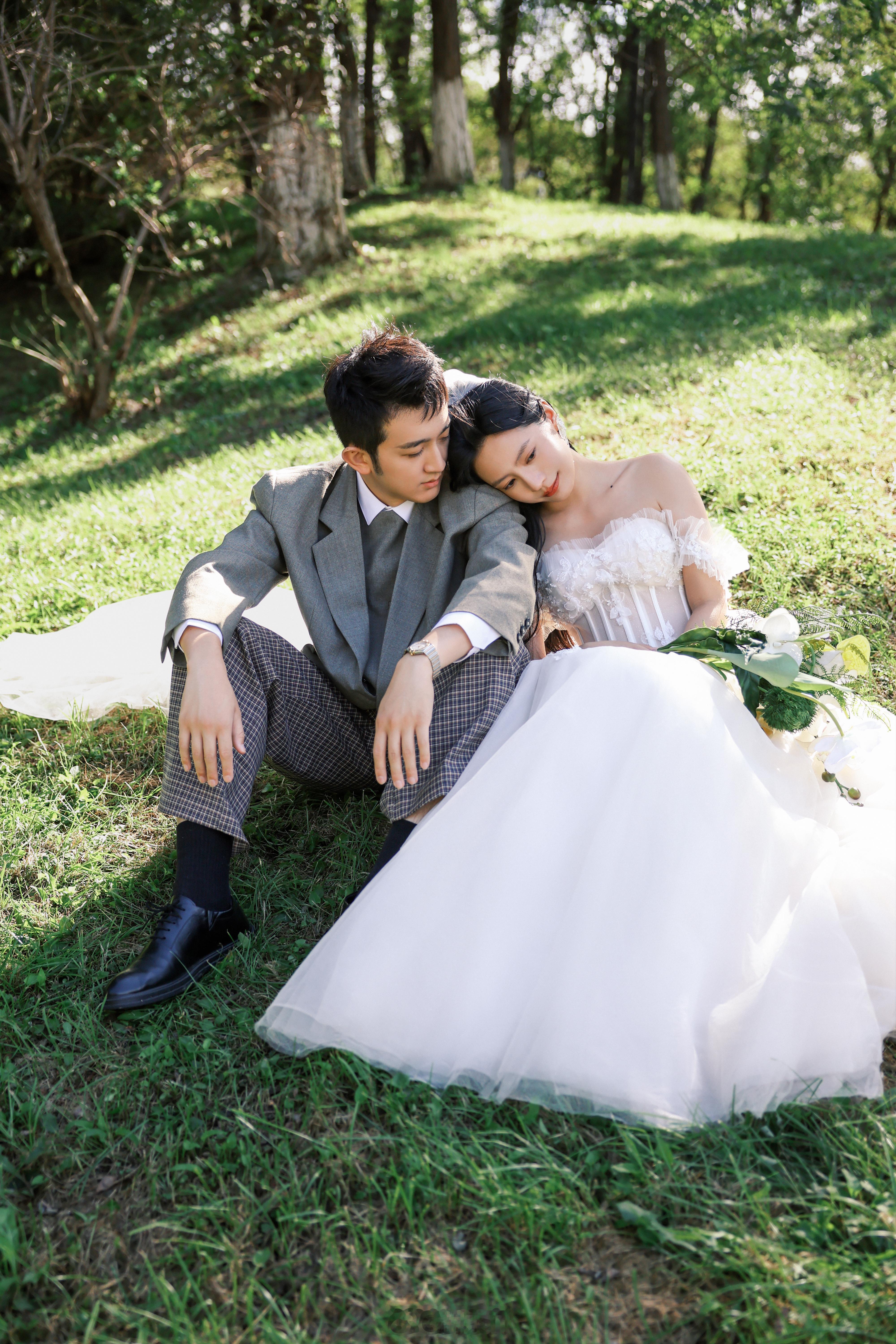 多个身份👰在一起的第六年~今天穿什么 ​​​