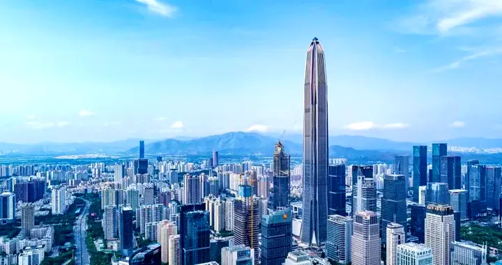 业务和投资双轮驱动，险企龙头“蜕变”加速