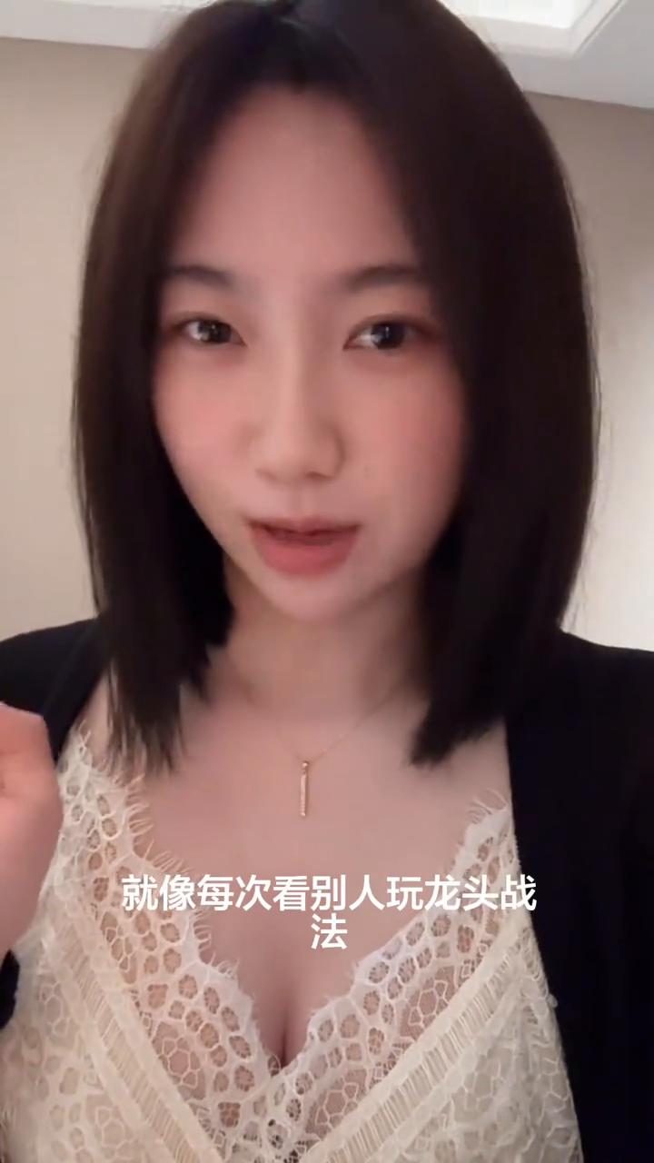 我发现我每次参加完朋友的婚礼都会被感动到，然后想说：还是再相信爱情吧。就像每次看