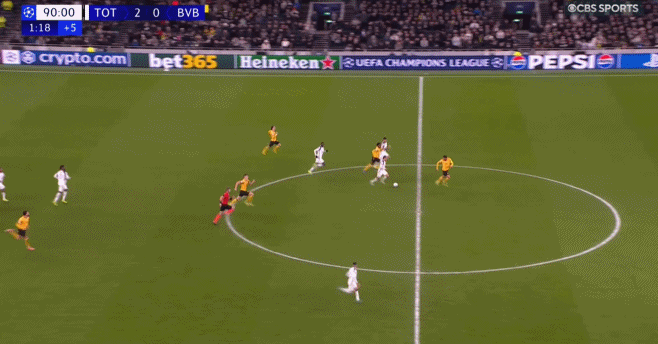 这波反击推的……丝毫没有展现出热刺田径队的优良传统