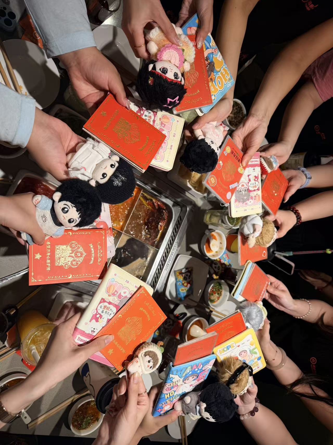 左嘴没吃上的海底捞我们吃上了 