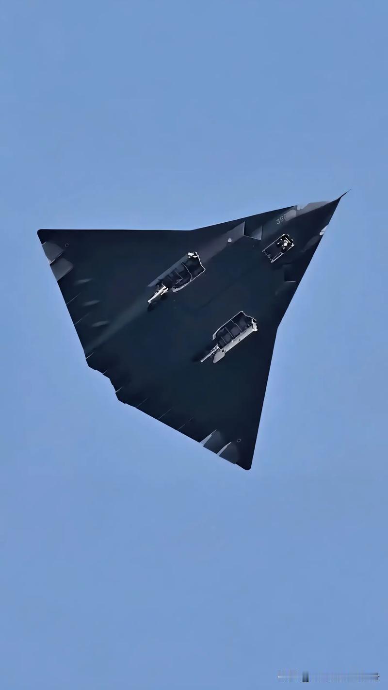 中国六代机第二架原型机试飞，美媒献计：可以跟中国搞“人海战术”。

这语调，简直