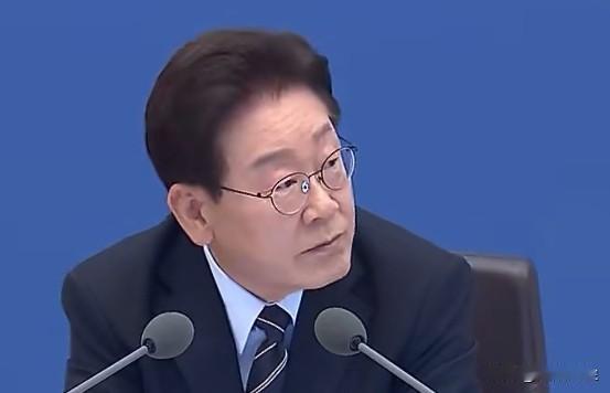 韩国总统李在明就以色列扣押韩国公民一事表态称：加沙并非以色列领土，以方以交战状态