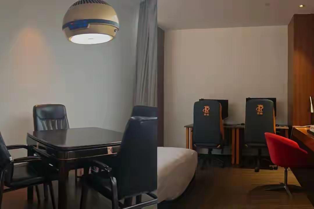 太暖心！武汉商家为爱让步，亏本为高考生撑起安静备考天地
 （个人观点仅供参考，无