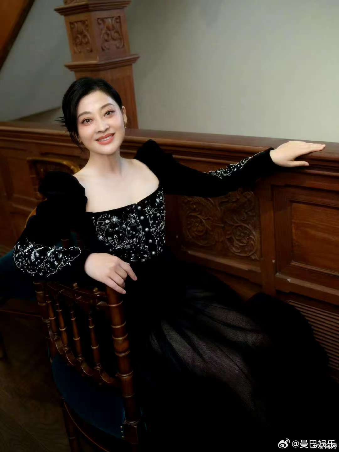 梅婷南京话rap零帧起手梅婷简直是方言台词大师！《我的后半生》里，她零帧起手输出