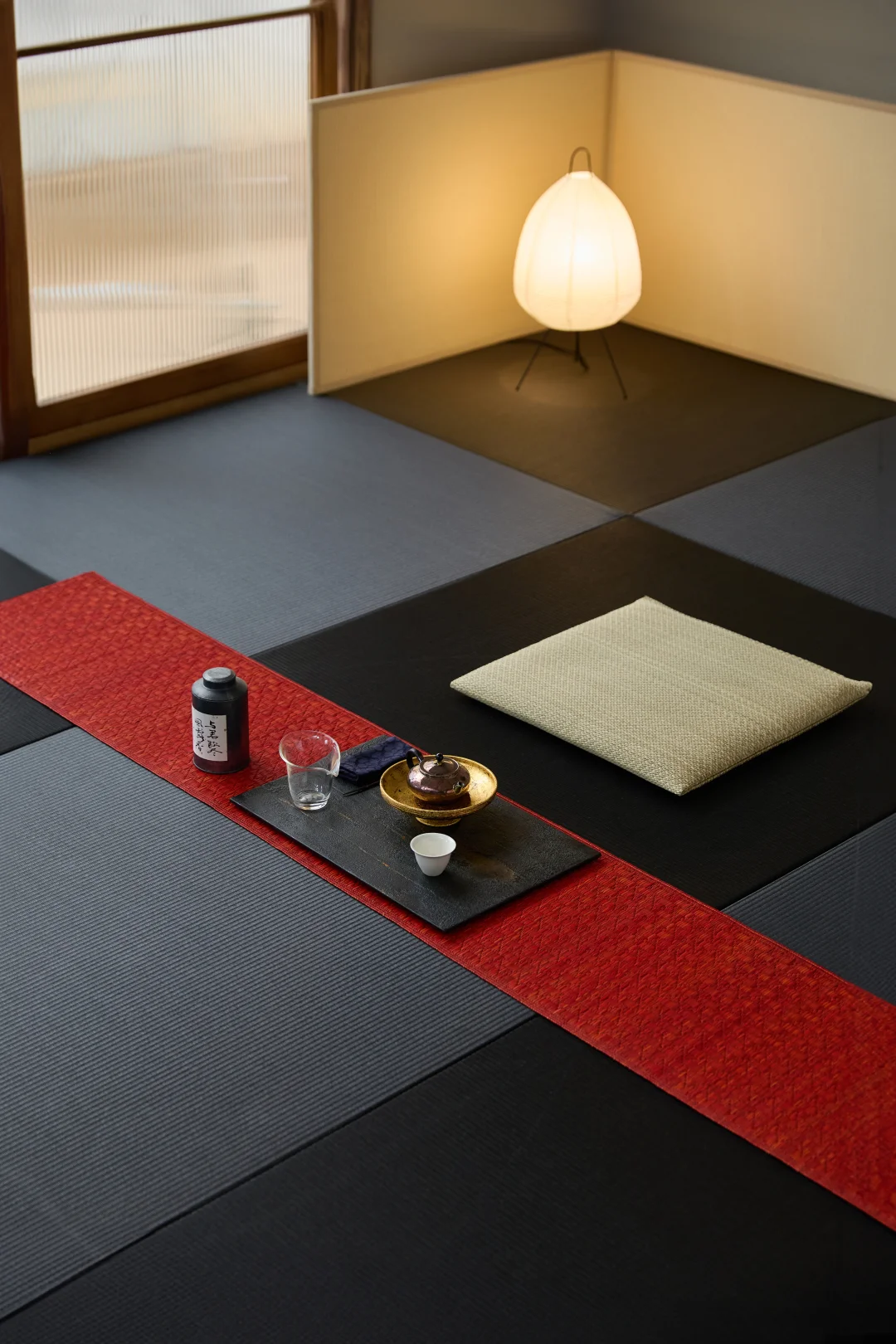 “中国红”茶席一铺，茶室氛围感绝了！