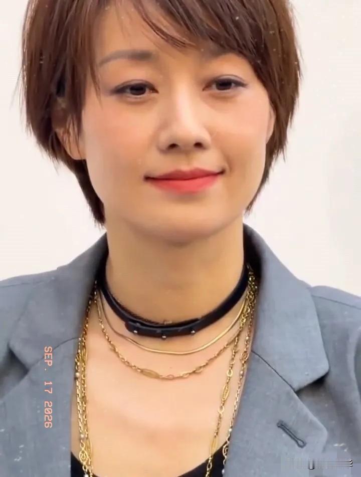 马伊琍，冲上热搜
9月17号，马伊琍冲上热搜，不是因为有新剧，也不是被曝新恋情，