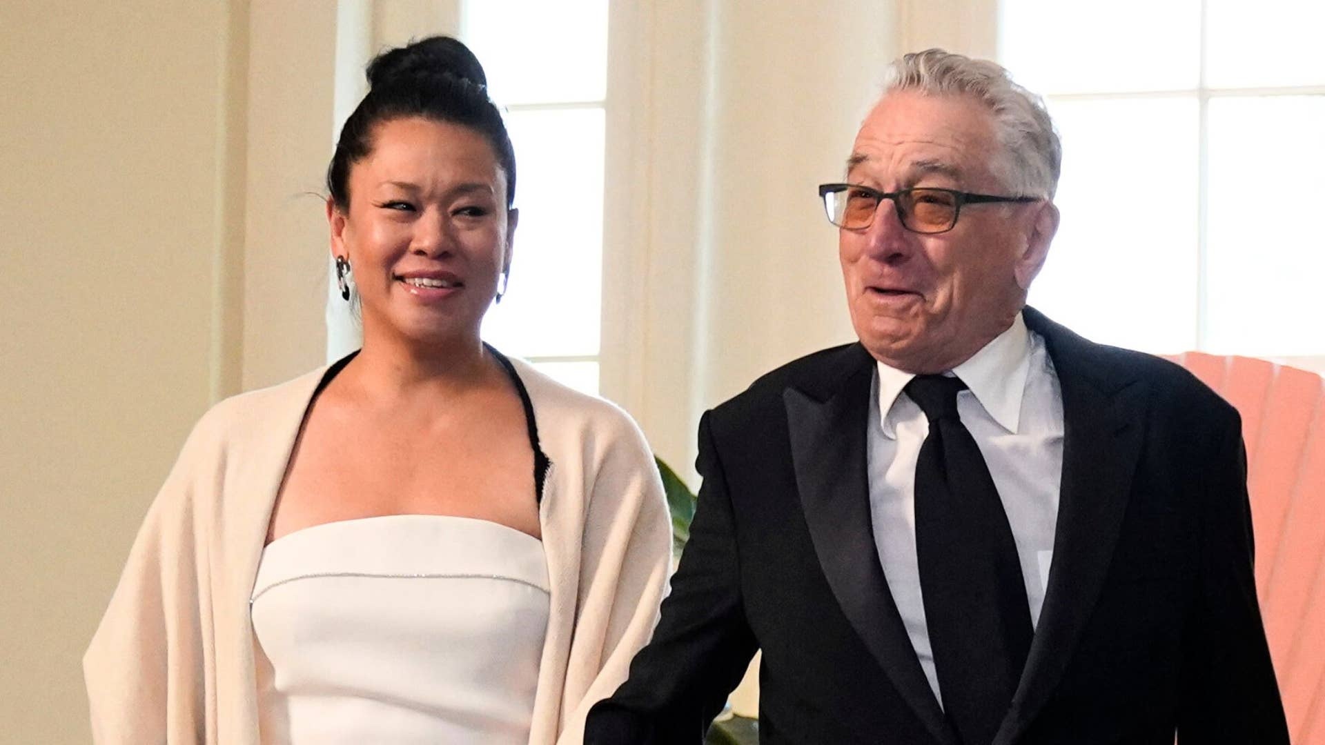 Robert De Niro现女友Tiffany Chen。德尼罗82岁，Che