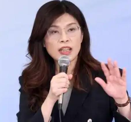 实在不行求大陆吧！国民党主席郑丽文发布声明：台湾现在快没气烧了。天然气库存只剩一