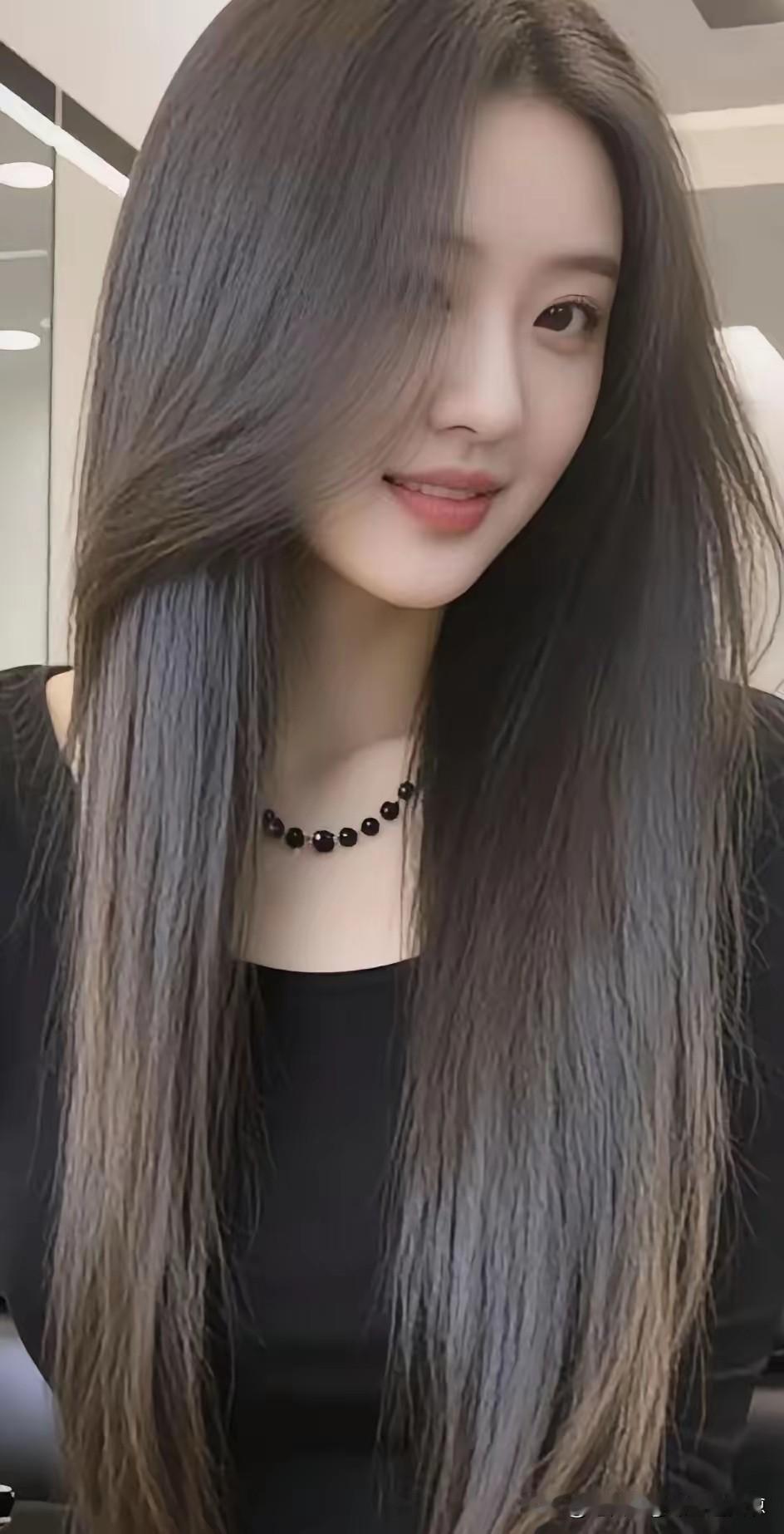 新的一天，不讨好，不将就，不内耗。

别总为别人的情绪买单，别总为无关的人事纠结