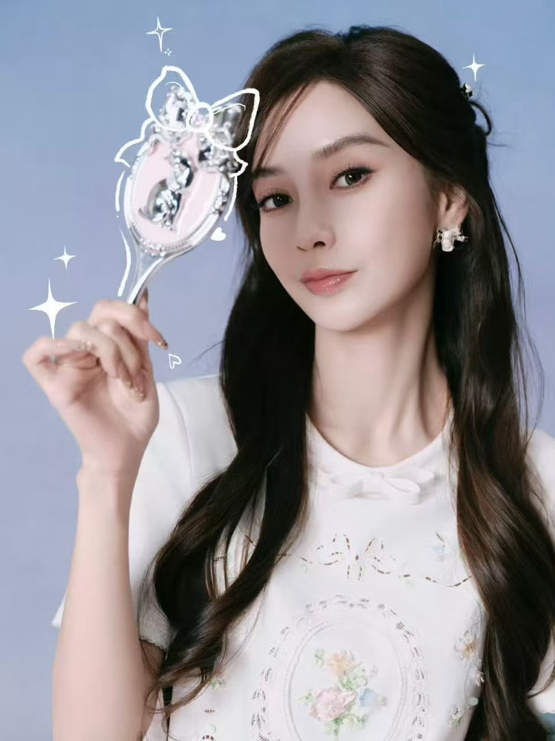 angelababy粉裙映蝴蝶结angelababy专属绮梦angelababy