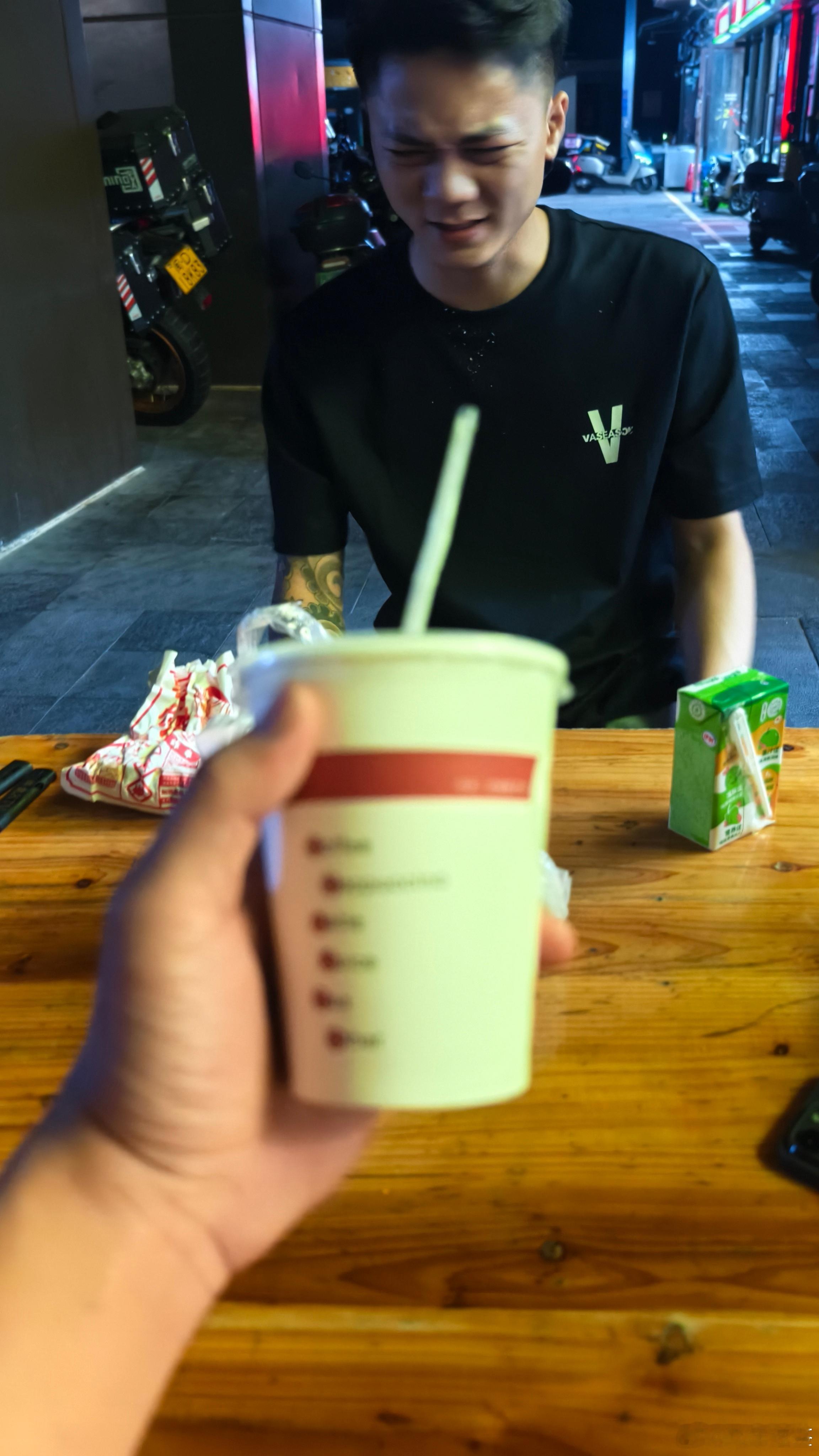 喝完酒豆浆簌簌口 ​​​